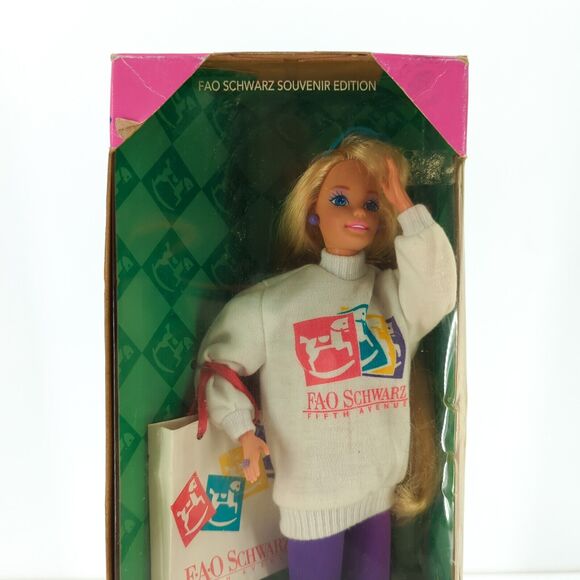 Mattel Barbie Shopping Spree Fao Schwarz Souvenir Edition Doll 1994 VTG #12749 - Picture 2 of 8